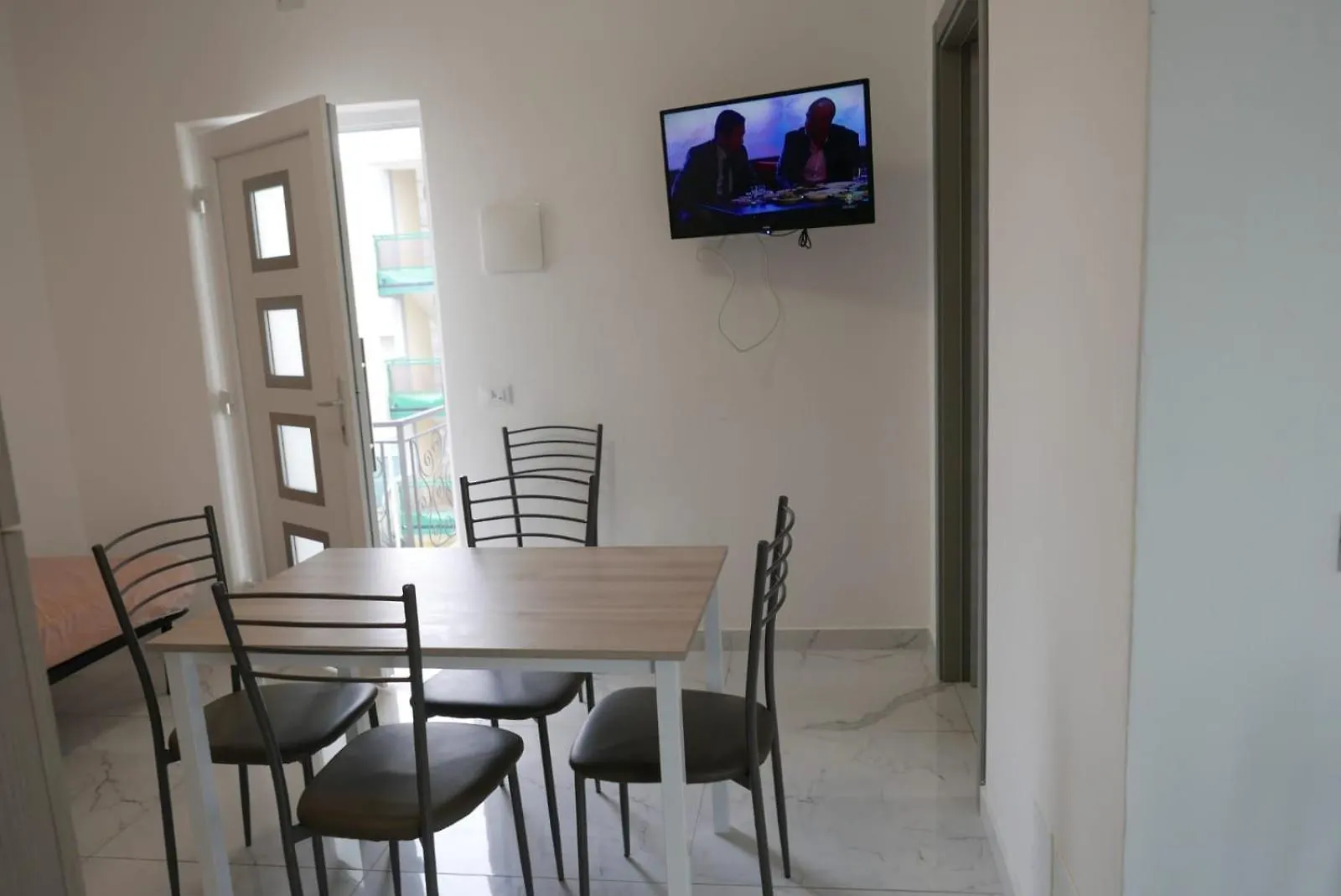 Familienfreundliche Wohnung, Nur 250M Vom Meer Bibione Italy